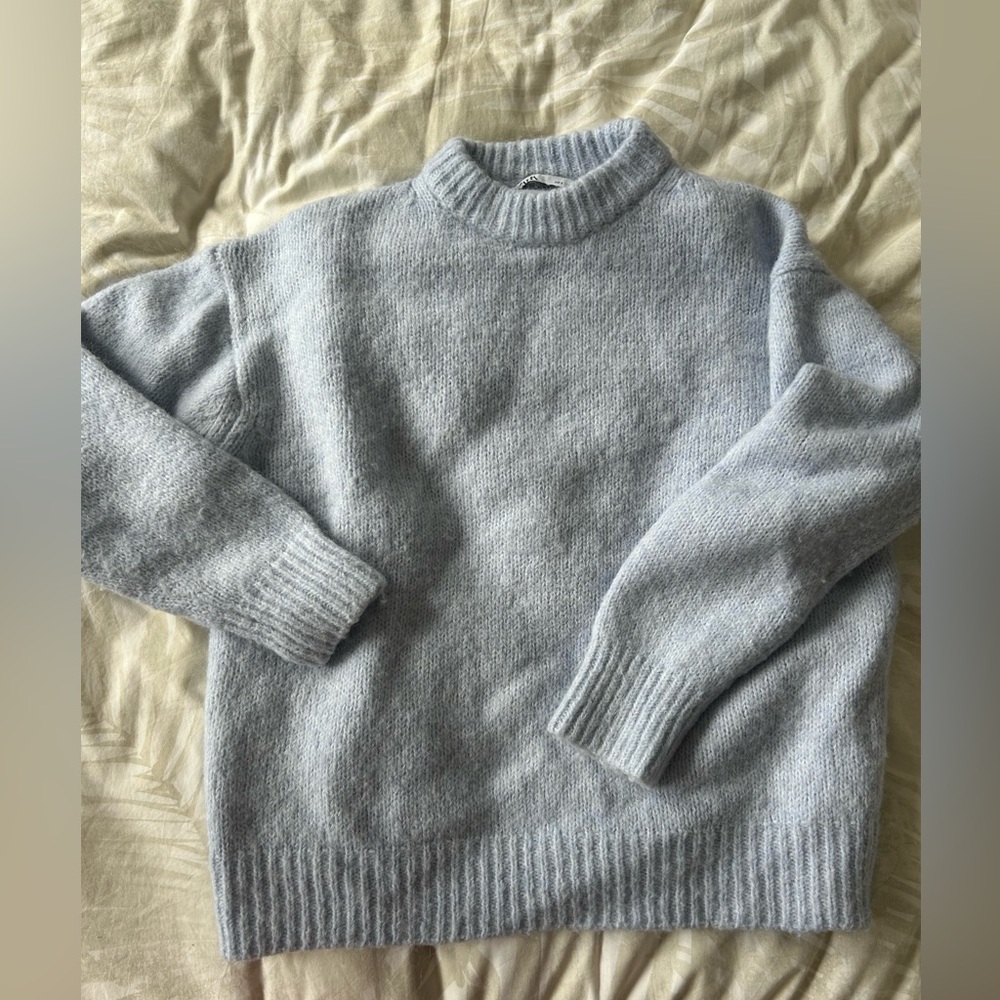 Zara Baby Blue Sweater US S